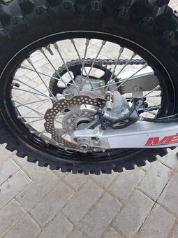 Kawasaki kxf450 - 5