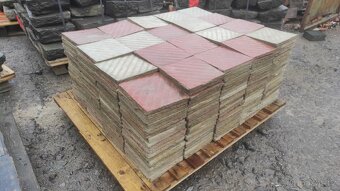 Stará betonová dlažba, půdovky, půdovka, 22,2 m2 - 5