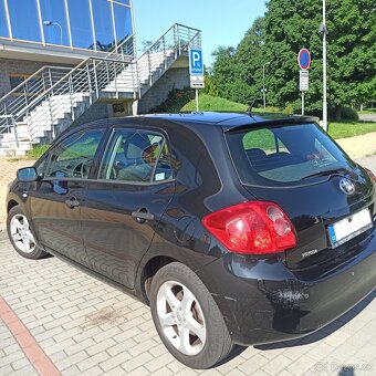 Prodej Toyota Auris - 5