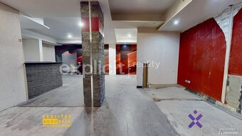 Pronájem obchodních prostor v centru města 314 m2 - Uherský - 5