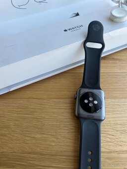 Apple Watch Series 3 42mm, Space Gray Aluminum Black Sport - 5