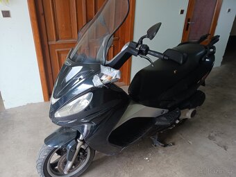 Prodám Skútr Malaguti Madison RS 250 - 5