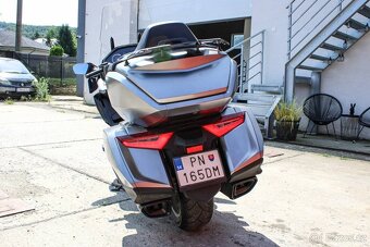 Honda GL 1800 GOLDWING - 5