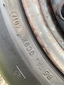 Zimní pneu 195/65 r15 Bf goodfich na discich Renault - 5
