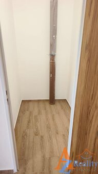 Nabízíme pronájem bytu 2+1 s lodžií, Bezručova ul, centrum C - 5