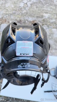 ✅ 2 x HOKEJOVÉ PRILBY - CCM FL40 S veľkosť JUNIOR - S ✅ - 5