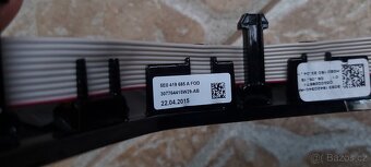 Tlačítka do volantu 3V0919719A - 5