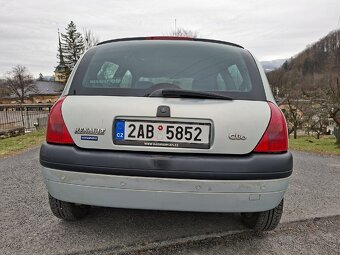 Renault clio  1.2 i - 5