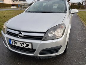 Prodám Opel Astra H kombi 1.3CDTI 66Kw r.v.2006 hezký stav - 5