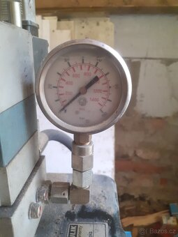 motor s hydraulickým čerpadlem - 5