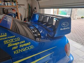 Subaru impreza- wrx kridlo - výztuhy - 5