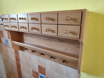 Dřevěná kuchyň - 5