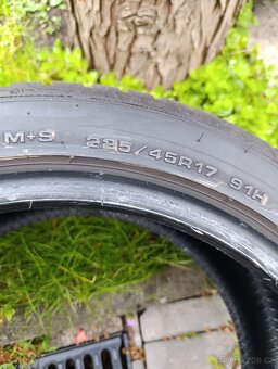 Zimní pneu 225 45 17 - 5