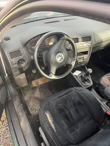 VW Bora 1.6 - 5
