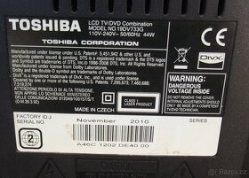 Malá Toschiba LCD s dvd - 5
