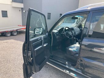 Mitsubishi Pajero 3,2 DID 2009 140 kW - 5