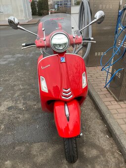Vespa GTS Super 300 r.v. 2021 - 5