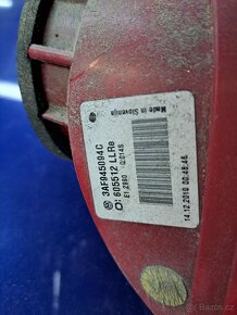 Pravé zadní světlo VW Passat B7 Combi - 5