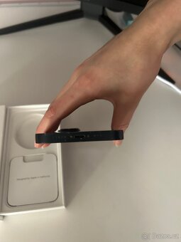 Apple iPhone 14 - 5
