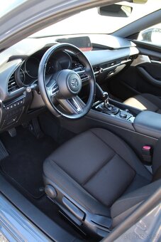 Mazda 3 2.0i 90Kw 1.majitel 59000km servis Mazda 360°kamera - 5