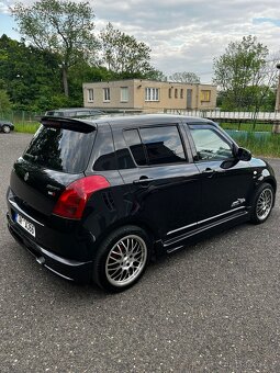 Suzuki Swift 1.3 67.5 kW TOP STAV - 5
