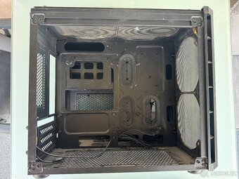 Corsair Crystal Series 280X Tempered Glass černá - 5