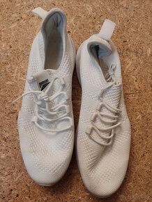 2 páry lehká prodyšná sportovní obuv, vel. 44 EU, bílá - 5