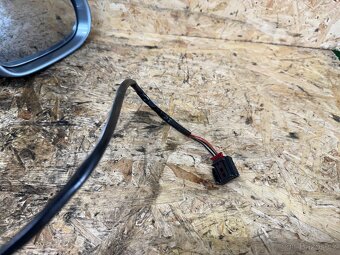 PRAVÉ ZPĚTNÉ ZRCÁTKO VW PASSAT B6 3C0857934 6 PIN - 5