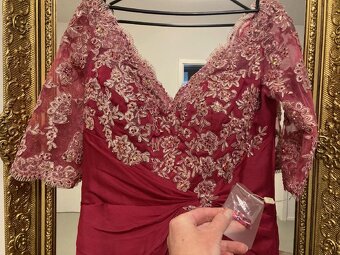 PLESOVÉ SPOLEČENSKÉ ŠATY ZN. KADARO - NOVÉ-VÝPRODEJ - 5