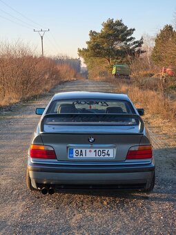 BMW e36 Coupé M52B25 - 5