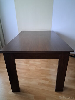 Jídelní stůl - 5