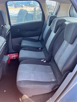 Renault Megane Scenic sedačky, sedadlo - 5