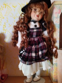 Panenky, koberec, kostky, domino, hra Krteček - 5