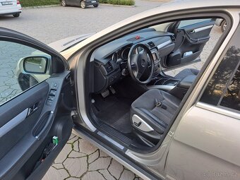 Prodáme Mercedes R320 - 5