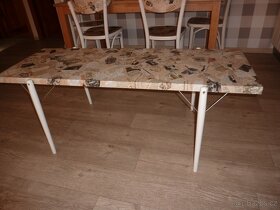 Retro "novinový" konferenční stolek po renovaci - 5