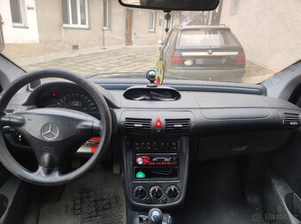 Mercedes-Benz Vaneo 1.7CRD - 5