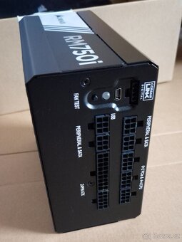 Corsair RM750i - 5