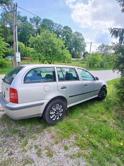 Škoda Octavia 1.6 benzín - 5