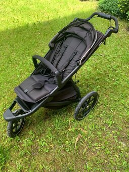 Thule Urban Glide 2 ( Barva: Black 2021) - 5