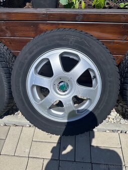Prodám kola z Octavia 1 5x100 5 kusů - 5