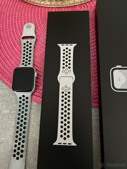 Apple watch SE - 5