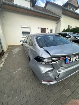 Toyota Corolla 2023 | 1.5L Benzín | 92 kW | 21 043 km | Aut - 5