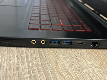 Herní notebook MSI - 5