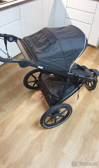 Thule Urban Glide 2 black, korba + sport a další doplnky. - 5