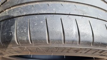 Letní pneu 275/35/19 Michelin - 5
