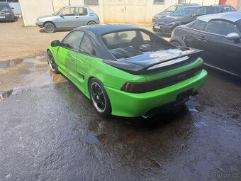 Toyota MR 2 - 5