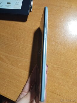 Prodám Samsung Galaxy A70 - 5