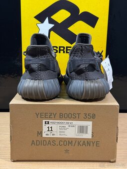 Adidas Yeezy boost 350 v2 black ray gum (45) - 5