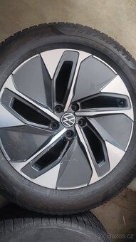 VW ID5 E19 zimni alu sada 235/55/19 - 5