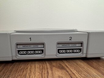 Playstation 1 SCPH-7502 - 5